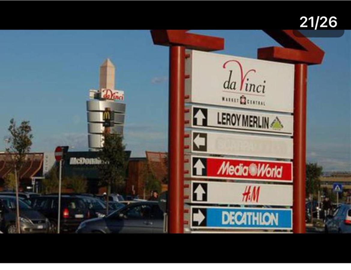 Apartamento Charme & Relax - Fiera Di Roma - Fiumicino Airport Ponte Galeria Exterior foto