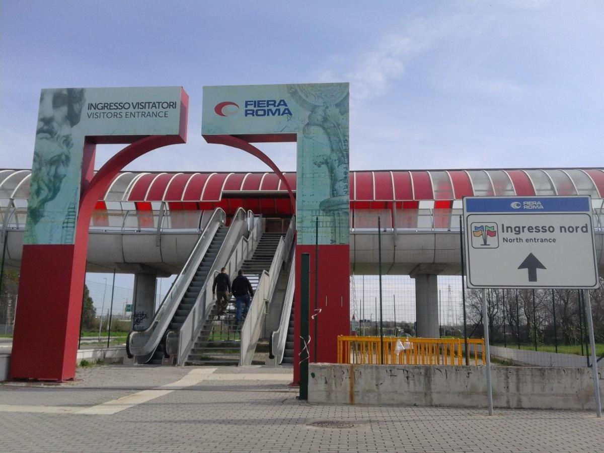 Apartamento Charme & Relax - Fiera Di Roma - Fiumicino Airport Ponte Galeria Exterior foto